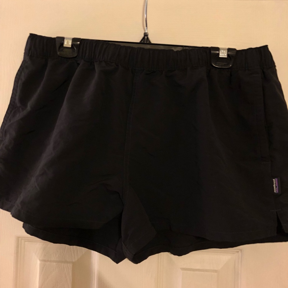 EUC Patagonia Barely Baggies shorts size xl